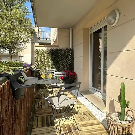 アパート De Charles ロワ